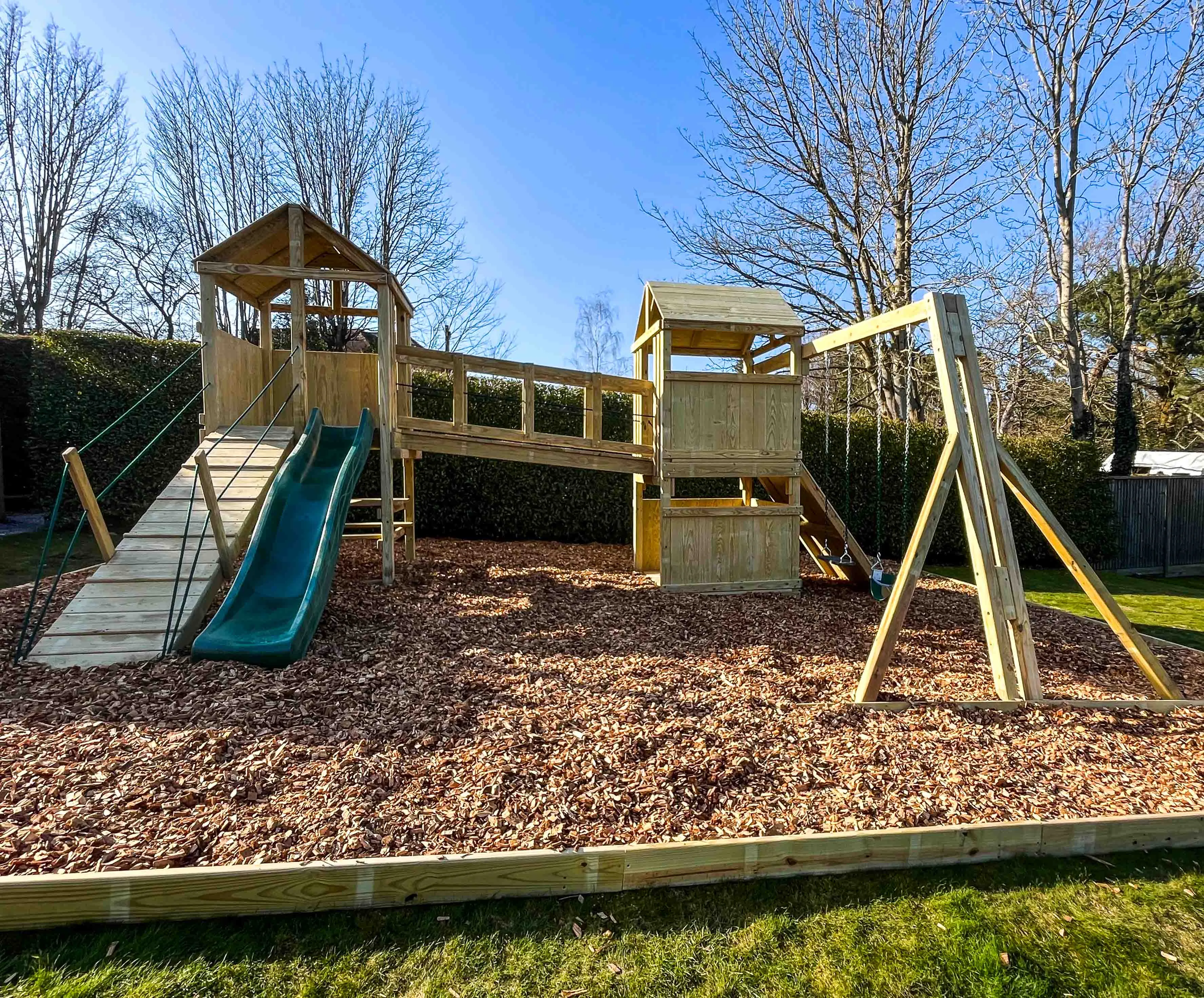 Alfie Deyes and Zoe Sugg image